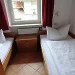 Almrausch بيت ضيافة 3*
