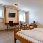 Almrausch 3* Mittelberg