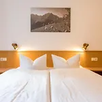 Almrausch 3* Mittelberg