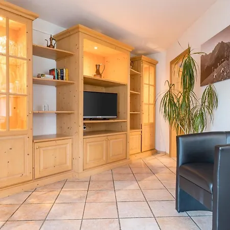 Guest house Almrausch 3*