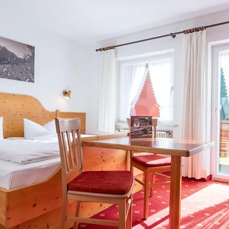 Almrausch Guest house 3*