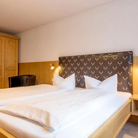 Almrausch Gasthof 3*