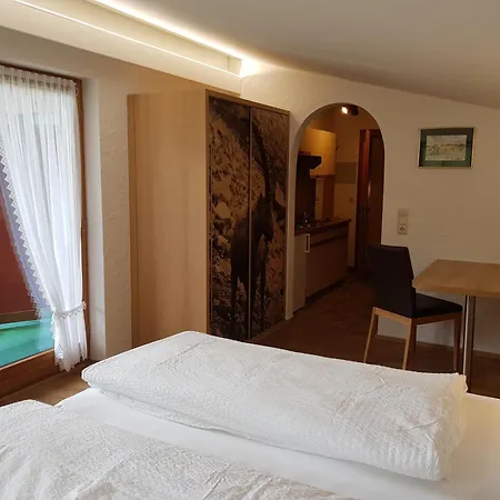 Almrausch Gasthof 3*