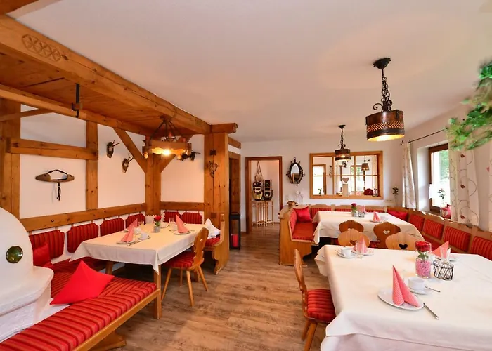 Almrausch Gasthof 3*