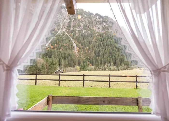 Gasthof Almrausch Mittelberg